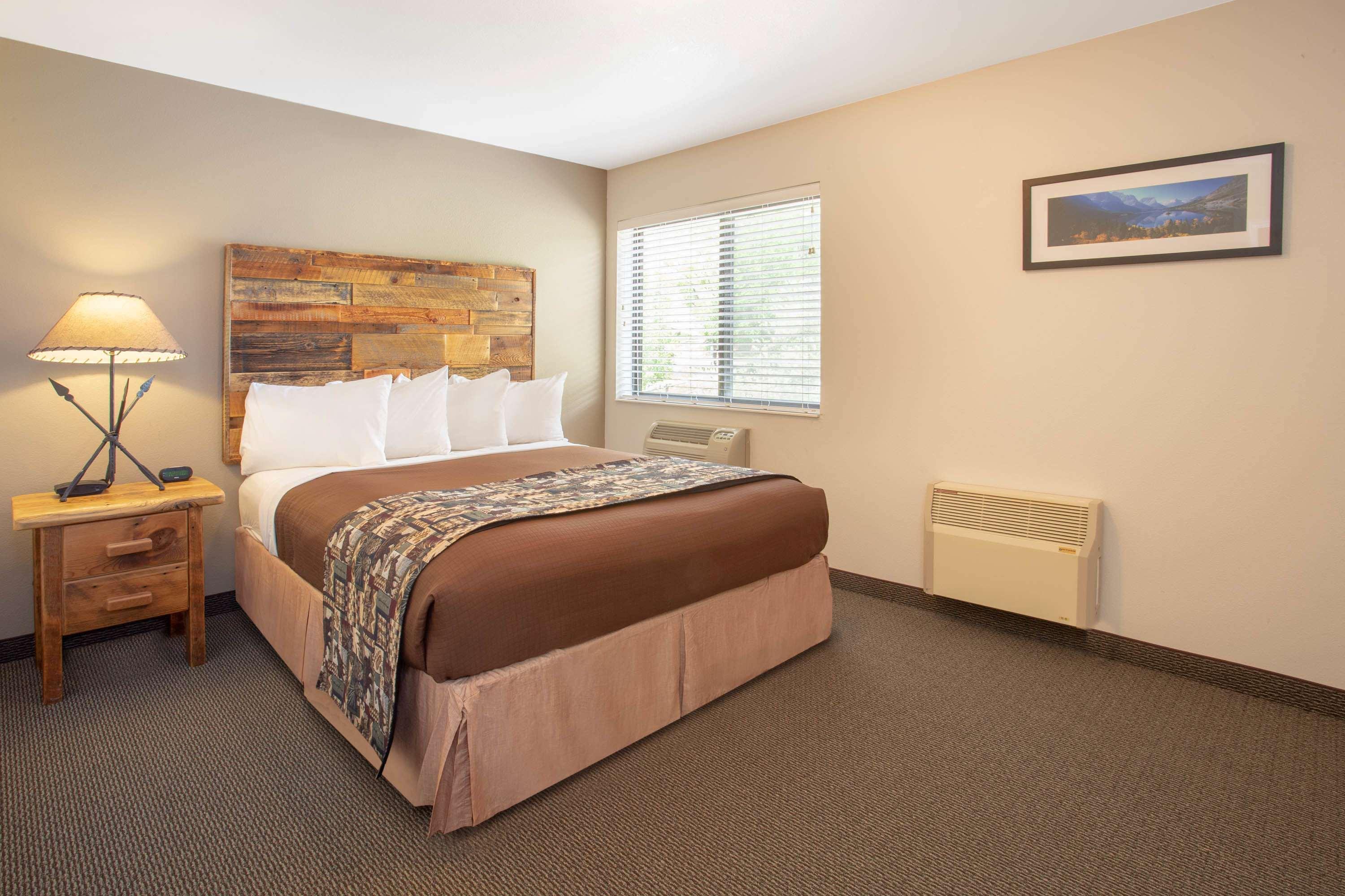 Travelodge By Wyndham Gardiner Yellowstone Park North Entr Eksteriør billede