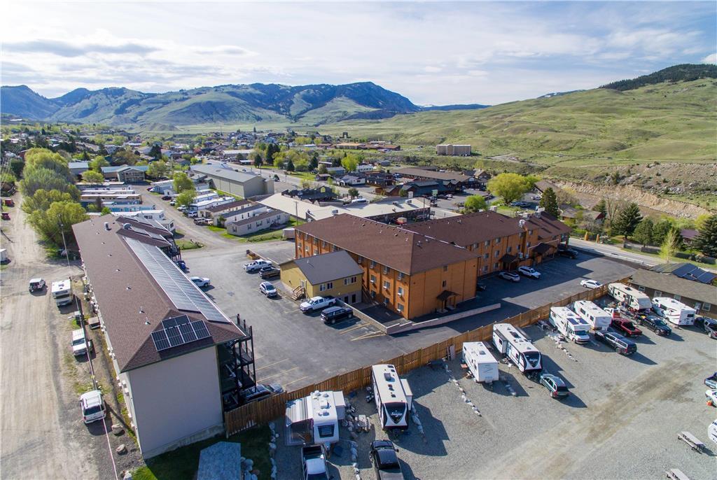 Travelodge By Wyndham Gardiner Yellowstone Park North Entr Eksteriør billede